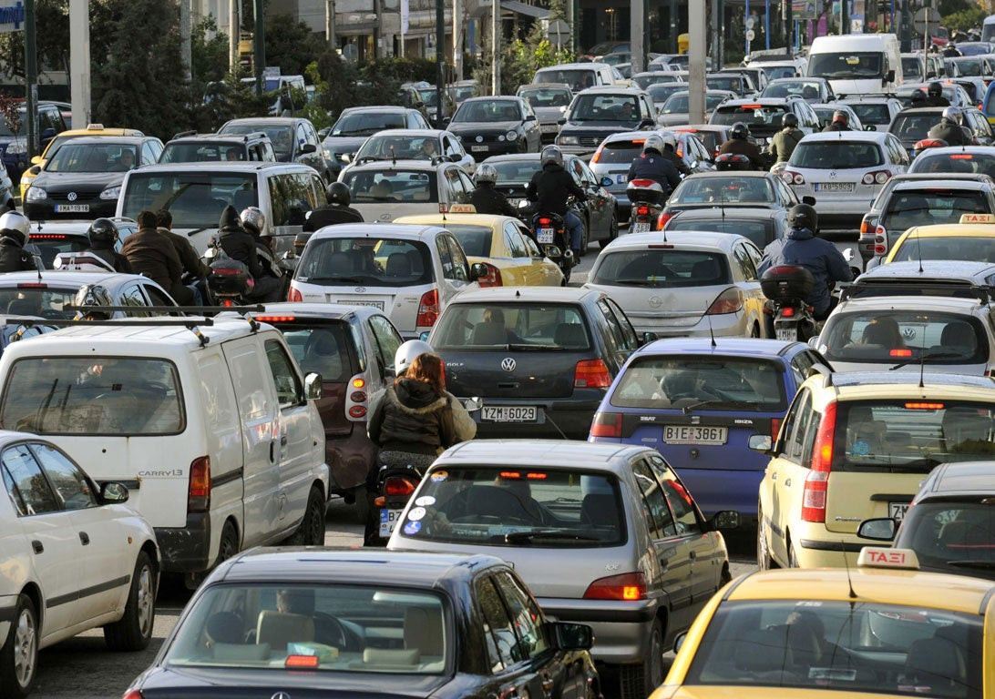 Μποτιλιάρισμα στην κάθοδο του Κηφισού -Σημειώθηκε καραμπόλα